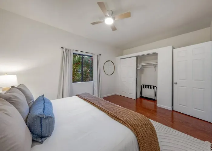 And Cozy, 1 Bedroom 1 Ba, Near Alvernon Park *